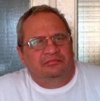 Андрей Попов